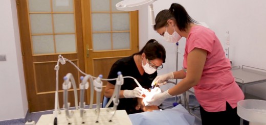 Spot DSE - Laserul dentar - Clinicile Dr. Leahu - Realizator Cecilia Caragea